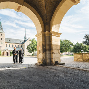 Pforte zum Innenhof der Huysburg Pforte zum Innenhof der Huysburg